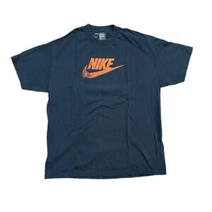 y2k Nike logo tee size  XL